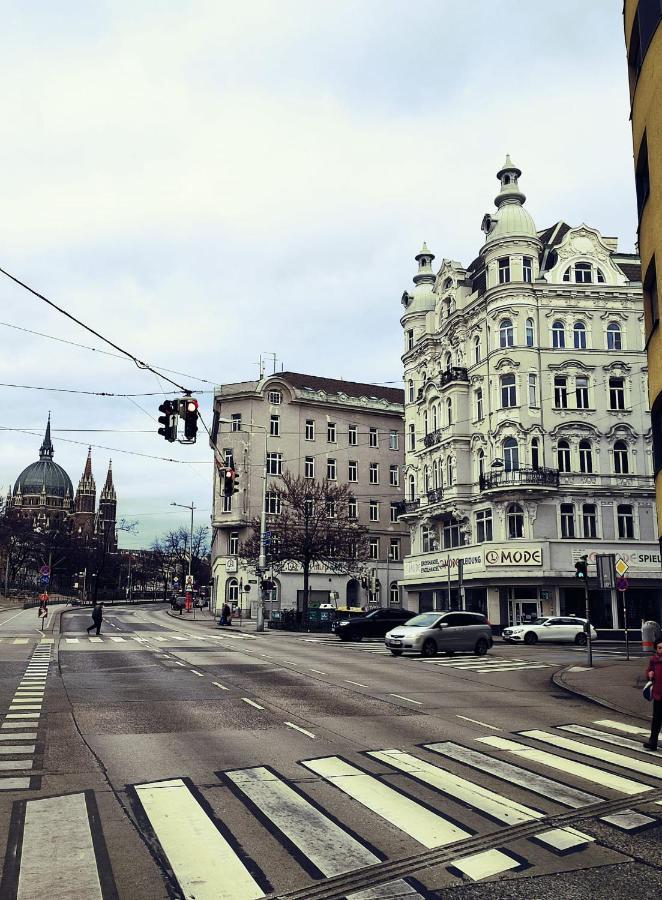 Central Mariahilfer Apartment 5 Min To The Schoenbrunn Palace And City Shopping Center Vídeň Exteriér fotografie