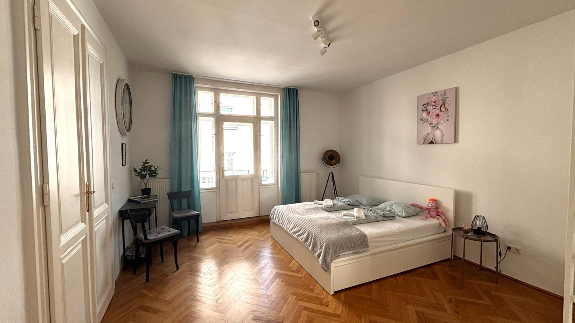 Central Mariahilfer Apartment 5 Min To The Schoenbrunn Palace And City Shopping Center Vídeň Exteriér fotografie